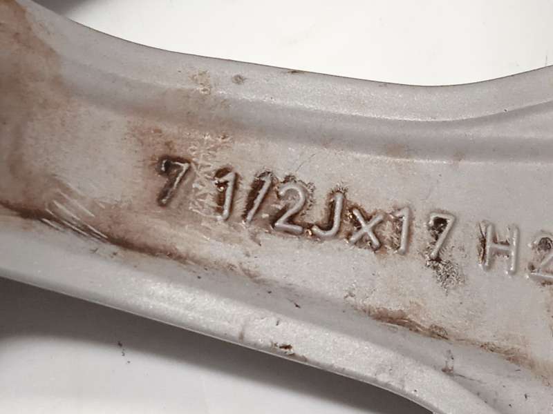 Recambio de llanta para bmw serie 3 berlina (g20) 320i referencia OEM IAM 7915323 36117915323 8