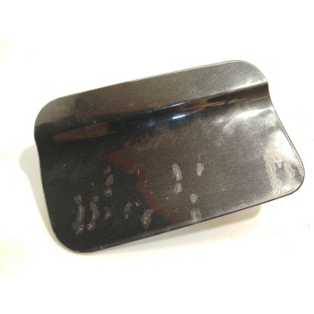 TAPA EXTERIOR COMBUSTIBLE 51177001027 