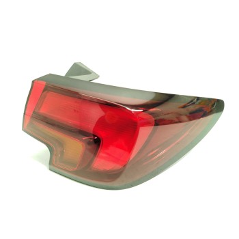 PILOTO TRASERO DERECHO 39099015 