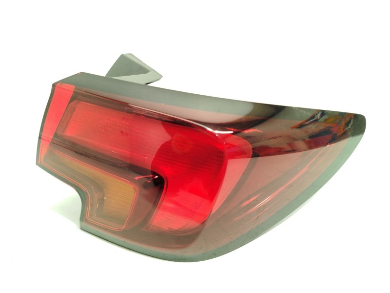 PILOTO TRASERO DERECHO 39099015 