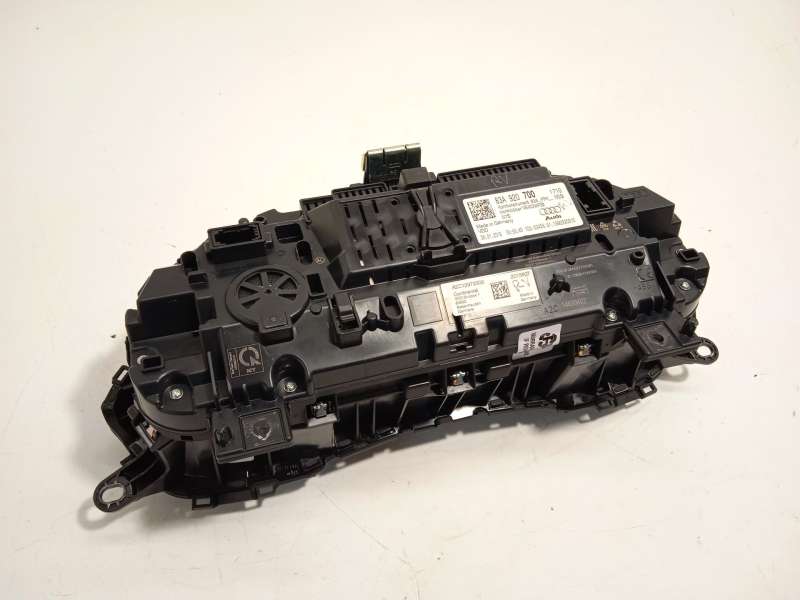 Recambio de cuadro instrumentos para audi q3 (f3b) 35 tdi referencia OEM IAM 83A920700  A2C12973300 5