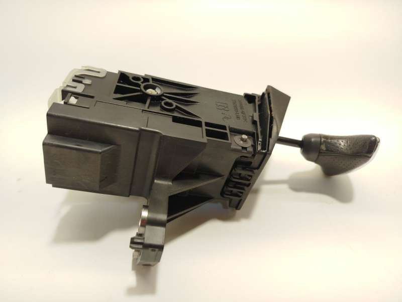 Recambio de palanca cambio para lexus ct 200h referencia OEM IAM 3355076070 - Gris 3