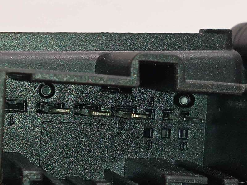 Recambio de elevalunas trasero derecho para seat arona fr referencia OEM IAM 6F0839462D  5Q0959408D 3