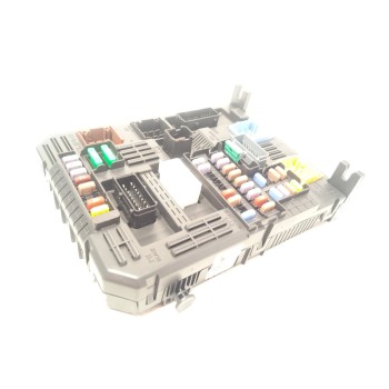 CAJA RELES / FUSIBLES 9819855180 1669611180 1635692480