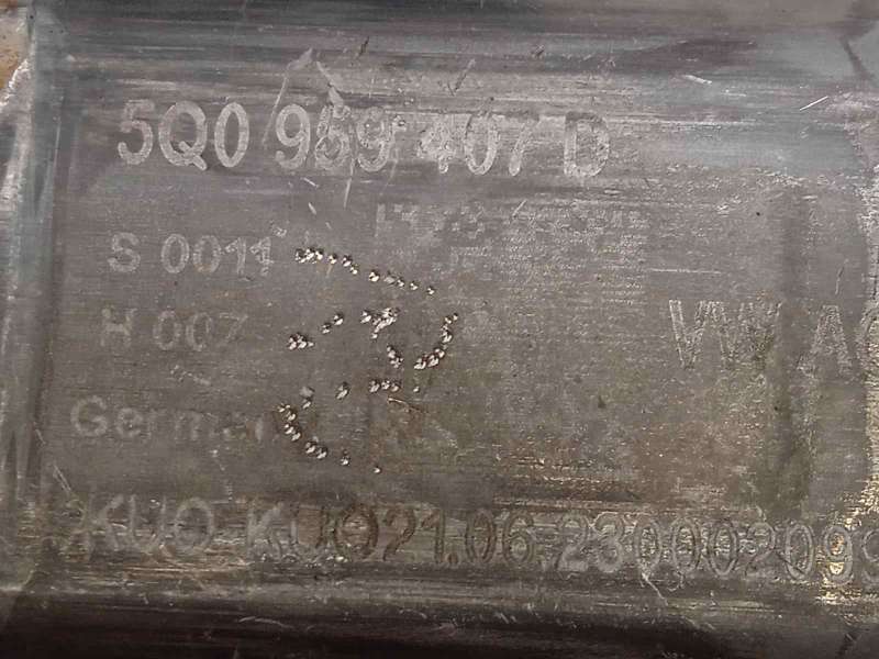 Recambio de elevalunas trasero izquierdo para seat arona fr referencia OEM IAM 6F0839461D  5Q0959407D 4