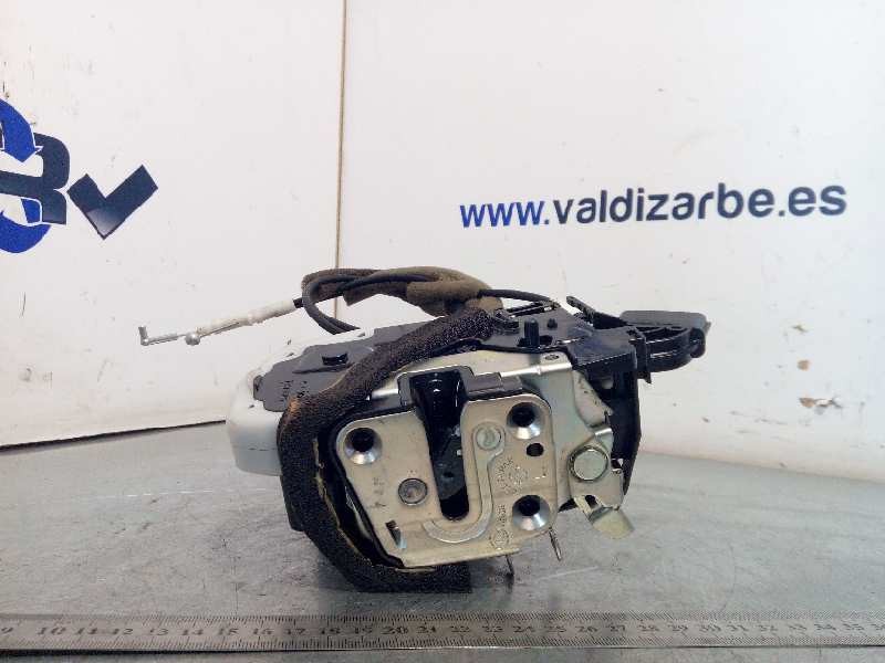 CERRADURA PUERTA TRASERA IZQUIERDA 825016FR0A 