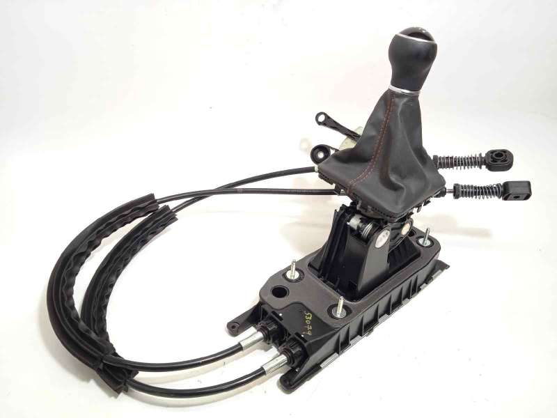 Recambio de palanca cambio para seat arona fr referencia OEM IAM 5R3711049L 2