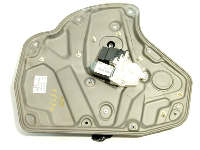 ELEVALUNAS TRASERO DERECHO 1Z0839656A 995933109 