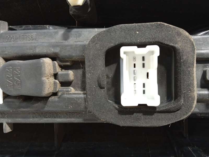 Recambio de piloto trasero derecho para renault kangoo express (fw0/1_) 1.5 dci 75 (fw07, fw10, fw04) referencia OEM IAM 2655067 - Blanco 4