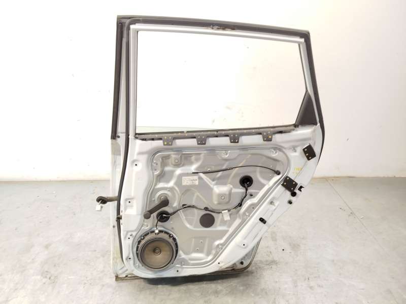 Recambio de puerta trasera derecha para kia cee'd hatchback (ed) 1.6 crdi 90 referencia OEM IAM 770041H000 - Blanco 5