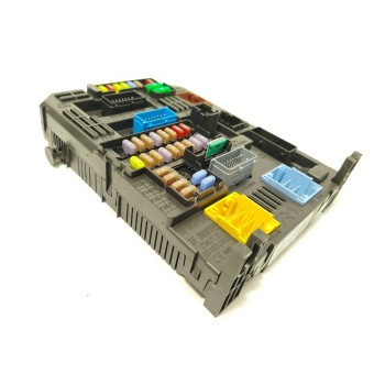 CAJA RELES / FUSIBLES 9832880280 1681050580 28709099