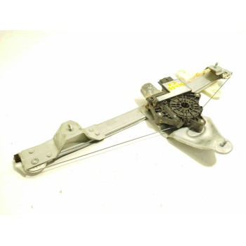 ELEVALUNAS DELANTERO DERECHO 807206412R 