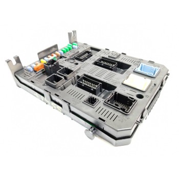 CAJA RELES / FUSIBLES 9664059180 1663372780 