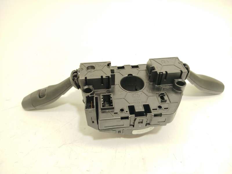 Recambio de mando intermitentes para bmw x1 (f48) sdrive 16 d referencia OEM IAM 6827369 61316827369 5