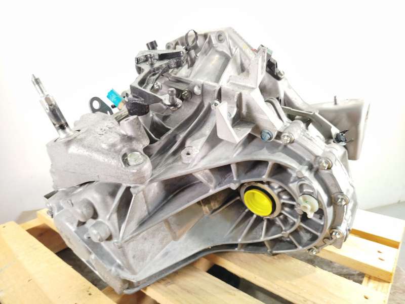 Recambio de caja cambios para nissan pulsar hatchback (c13) 1.5 dci referencia OEM IAM TL4138 3201001Q9P 320102010R - Rojo 2