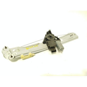 ELEVALUNAS DELANTERO DERECHO 39227500 