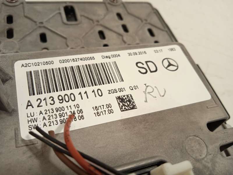 Recambio de pantalla multifuncion para mercedes-benz clase e (w213) e 220 d (213.004) referencia OEM IAM A2139001110 2139001110 5