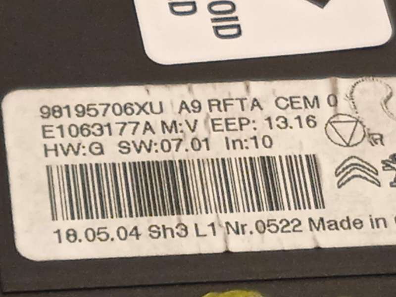Recambio de mando climatizador para peugeot 208 allure referencia OEM IAM 98195706XU - Naranja 5