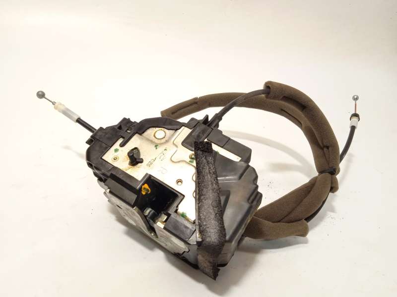 CERRADURA PUERTA TRASERA DERECHA 825003ZL0A 