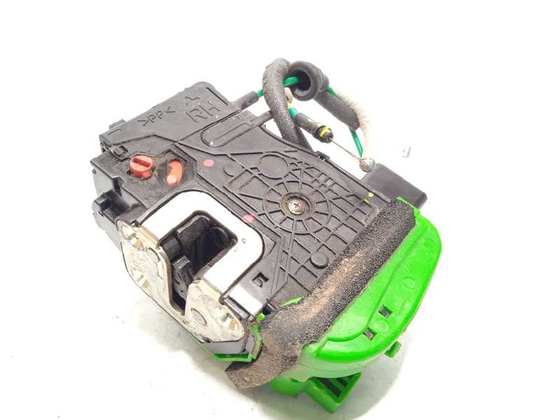 CERRADURA PUERTA TRASERA DERECHA 814203Z000 