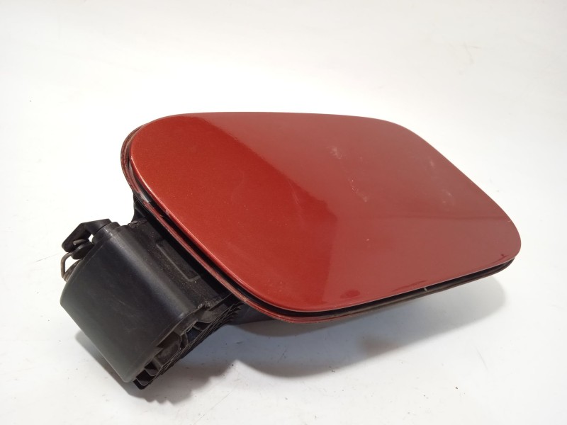 TAPA EXTERIOR COMBUSTIBLE 31457775 
