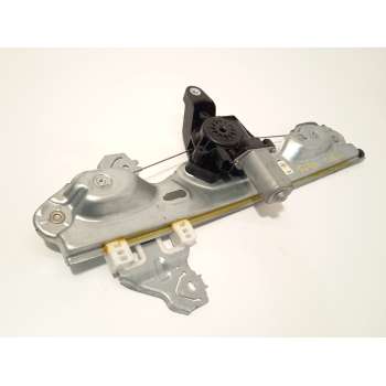 ELEVALUNAS TRASERO DERECHO 827003ZL0A 