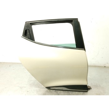 PUERTA TRASERA DERECHA 821008626R 