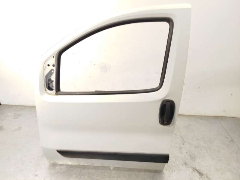Recambio de puerta delantera izquierda para citroën nemo furgoneta/monovolumen (aa_) 1.3 hdi 75 referencia OEM IAM 1637832480 - Blanco 3