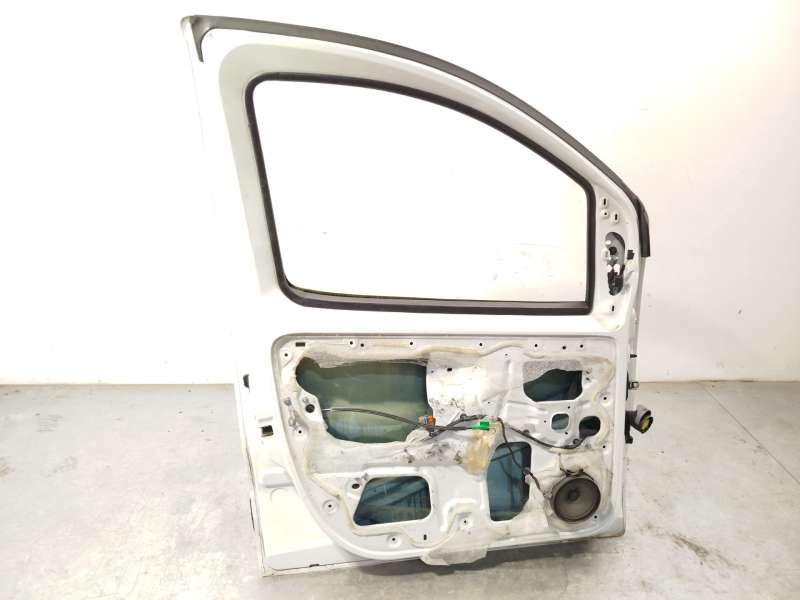Recambio de puerta delantera izquierda para citroën nemo furgoneta/monovolumen (aa_) 1.3 hdi 75 referencia OEM IAM 1637832480 - Blanco 5