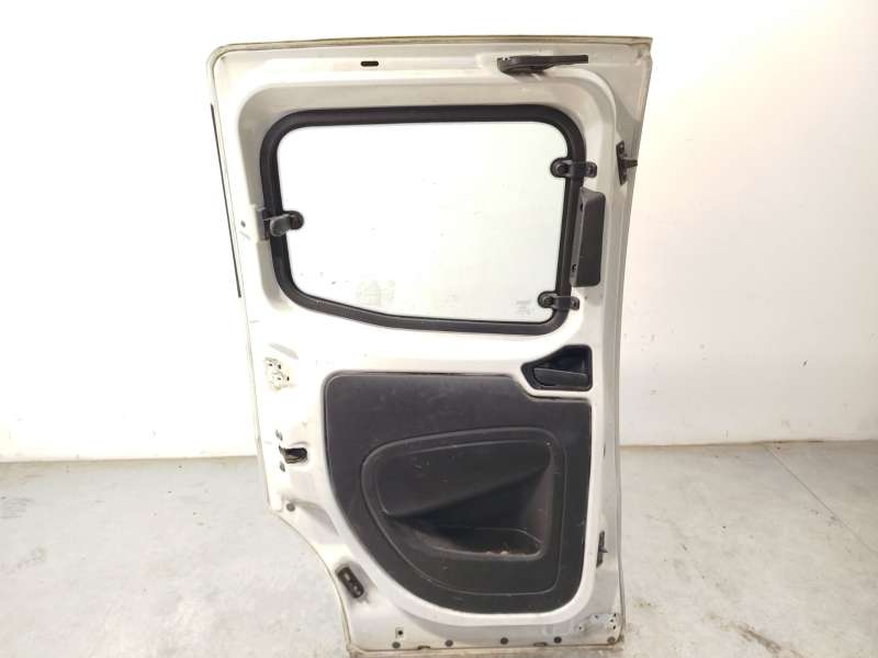Recambio de puerta lateral corredera izquierda para citroën nemo furgoneta/monovolumen (aa_) 1.3 hdi 75 referencia OEM IAM 16850 - Blanco 6