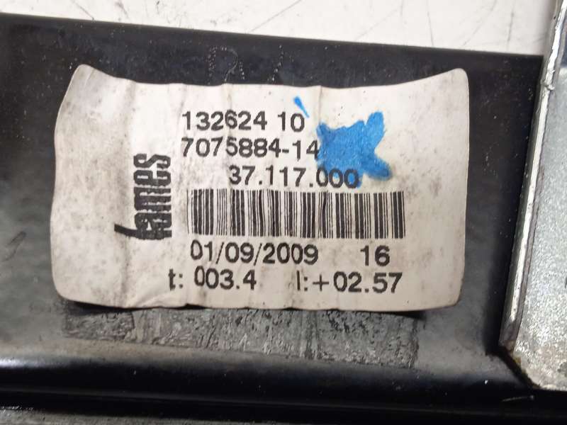 Recambio de elevalunas trasero derecho para bmw 3 (e90) 320 d referencia OEM IAM 7075884 - Blanco 4