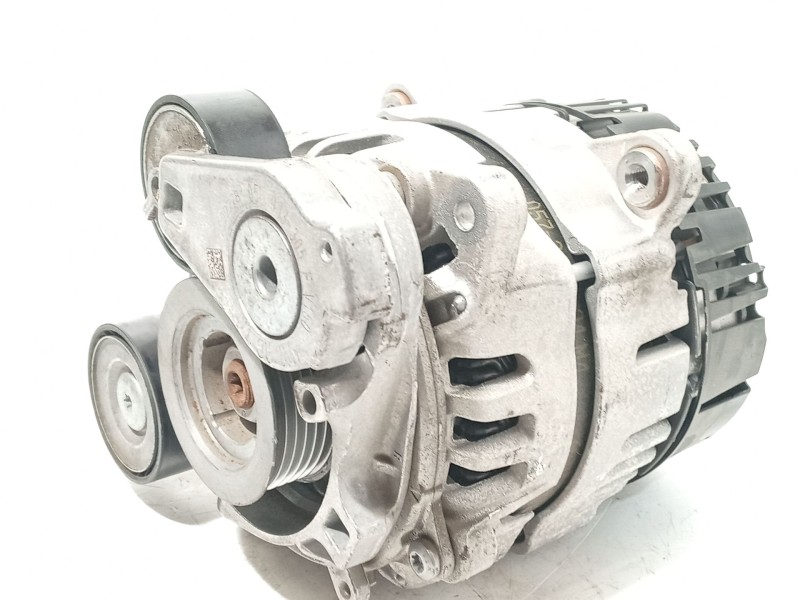 ALTERNADOR 04L903018A 2724194E IST80S
