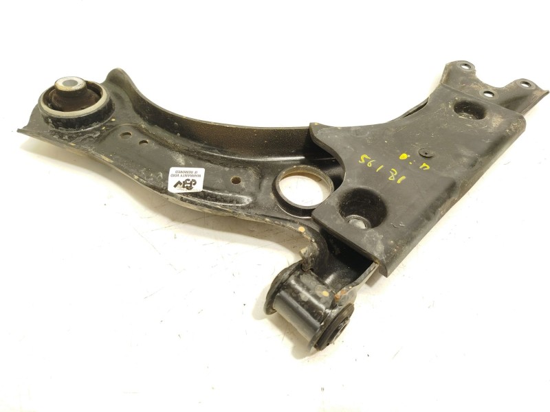 BRAZO SUSPENSION INFERIOR DELANTERO DERECHO 2Q0407152D 