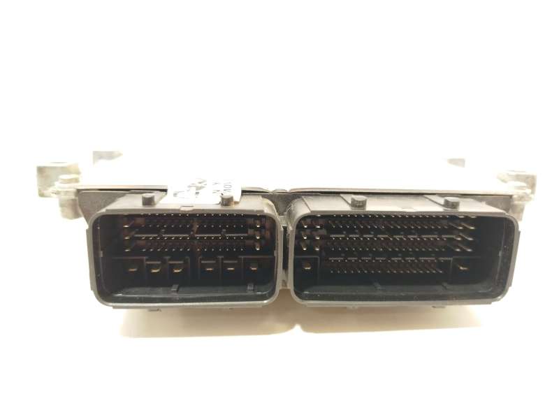 Recambio de centralita motor uce para citroën c3 iii (sx) 1.2 puretech 82 referencia OEM IAM 9829598880 1636261580 A2C1892110101 3