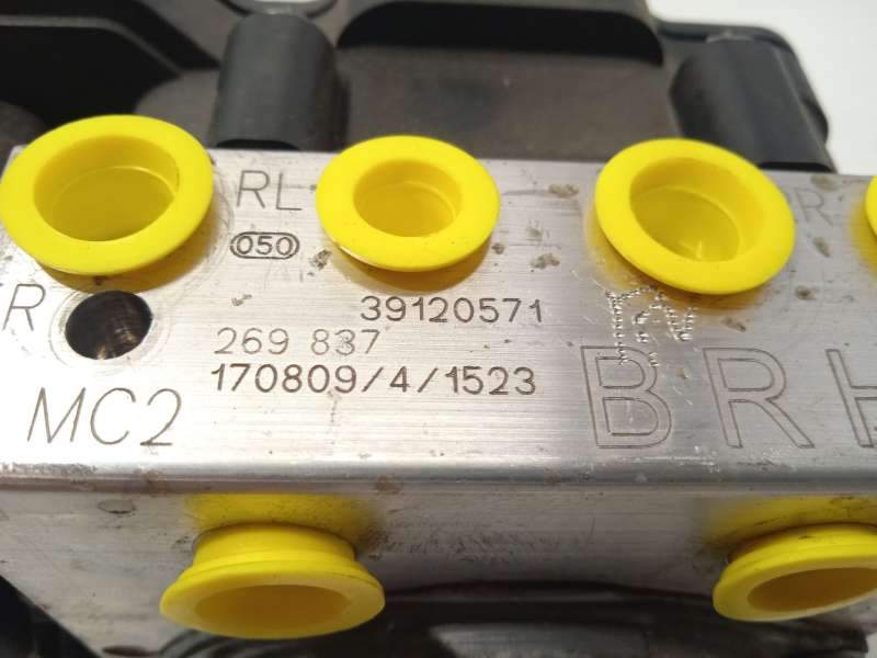 Recambio de abs para opel astra k sports tourer selective referencia OEM IAM 39120571 2265106455 269837 5