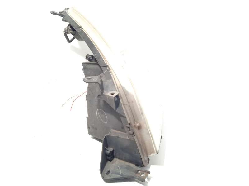Recambio de faro izquierdo para toyota corolla verso (zer_, zze12_, r1_) 2.2 d-4d (aur10_) referencia OEM IAM 811700F010 3