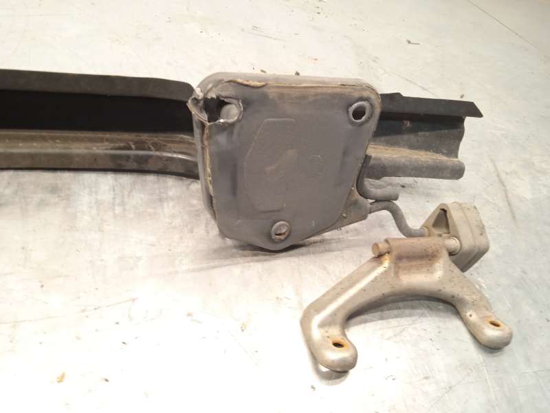 Recambio de refuerzo paragolpes trasero para bmw 3 (e90) 320 d referencia OEM IAM 51127058467 - Blanco 3