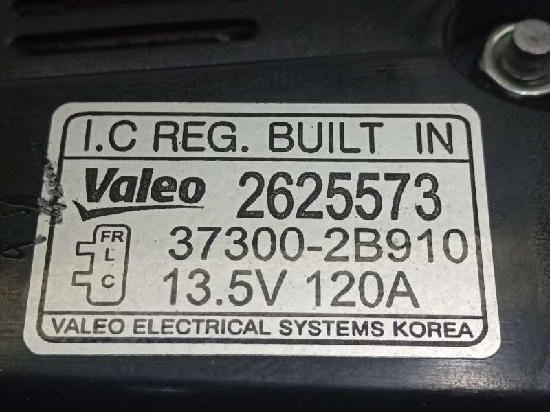Recambio de alternador para kia carens iv van (a4) crdi referencia OEM IAM 373002B910  2625573 7