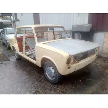 SEAT 124 de desguace
