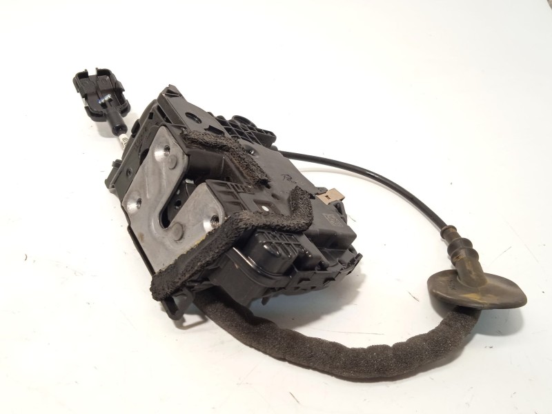 CERRADURA PUERTA DELANTERA DERECHA 805024563R 