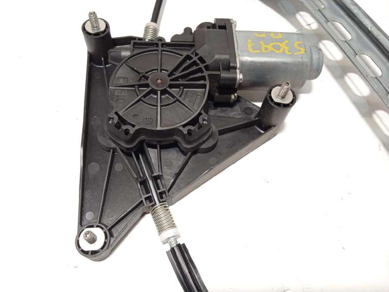 Recambio de elevalunas delantero derecho para citroën c1 city edition referencia OEM IAM B001019380  402662A 3