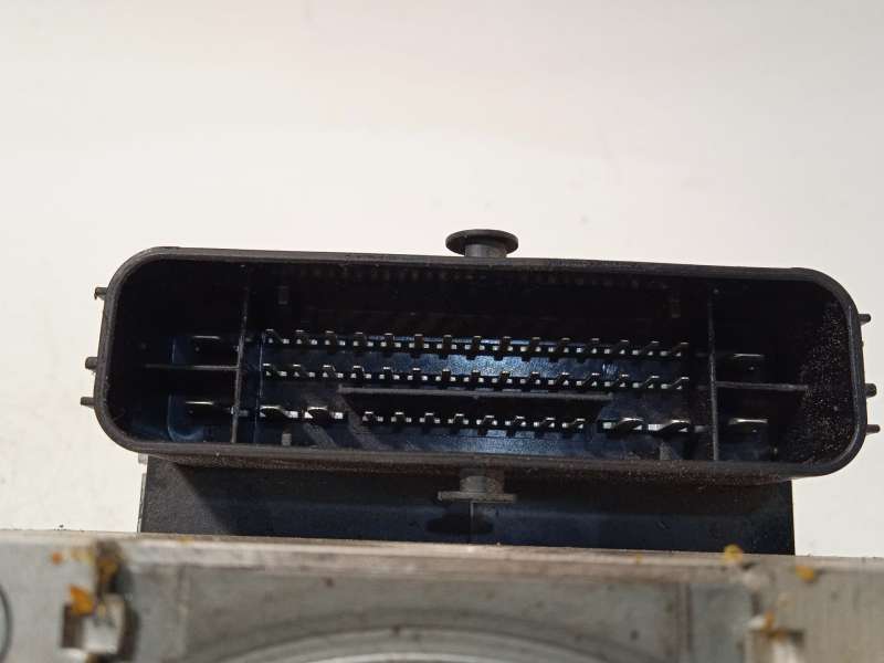 Recambio de abs para hyundai kona klass 2wd referencia OEM IAM 58900J9300 28517344093 06210273744 4