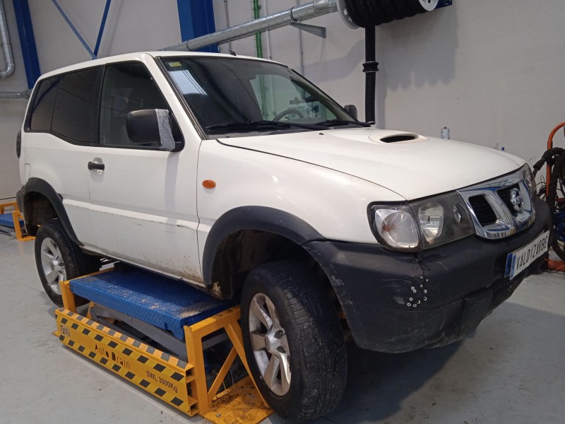 NISSAN TERRANO II (R20)