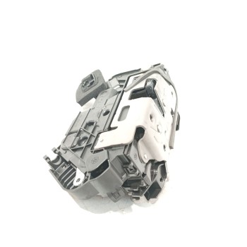 CERRADURA PUERTA TRASERA DERECHA 5TA839016Q 