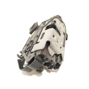 CERRADURA PUERTA TRASERA DERECHA 5TA839016Q 