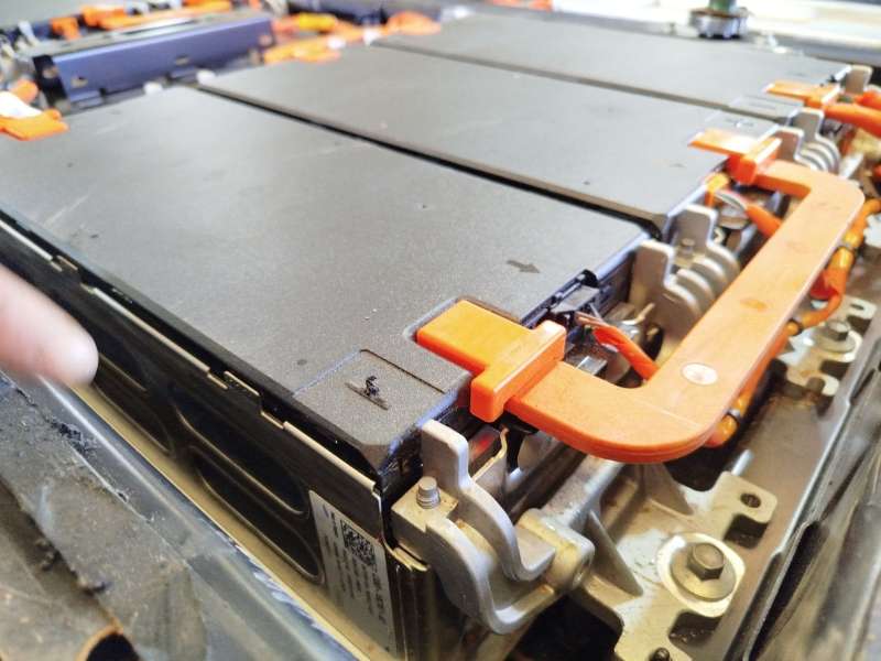 Recambio de bateria electrica entre 5 kwh y 20 kwh (phev) para ford kuga iii (dfk) 2.5 duratec plug-in-hybrid referencia OEM IAM - Negro 9