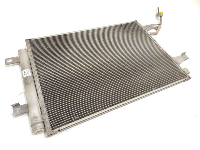 Recambio de condensador / radiador aire acondicionado para mitsubishi colt vi (z3_a, z2_a) 1.3 (z21a) referencia OEM IAM MR56897