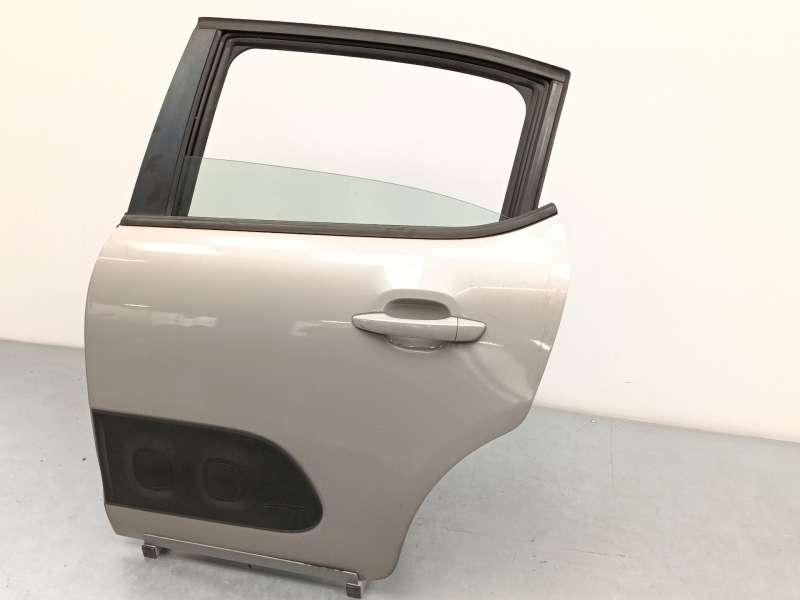 Recambio de puerta trasera izquierda para citroën c3 iii (sx) 1.2 puretech 82 referencia OEM IAM 9812716780 2