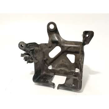 SOPORTE 4S0121214C 