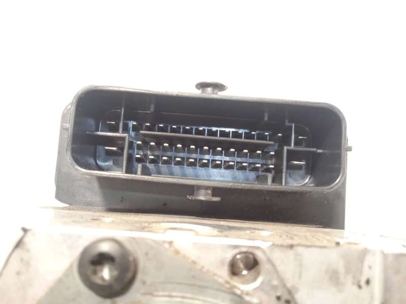 Recambio de abs para kia cee'd drive referencia OEM IAM 58920A2230 6158945200 A258920800 4